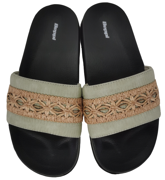 Outdoor Woman Slippers Woman′ S Shoes Summer Slippers